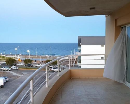 Diez Aparthotel Puerto Madryn Ngoại thất bức ảnh